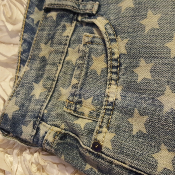 Arizona Denim Womens Shorts - Juniors Stars and Stripes. - Picture 7 of 11